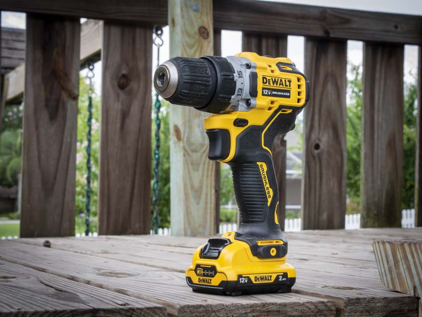 Berbequim DEWALT DCD701